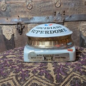 Beam Gold and White Glass Art Piece